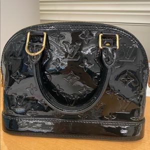 Louis Vuitton alma bb